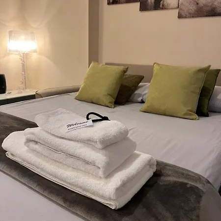Trastevere Railway Station Apartment
